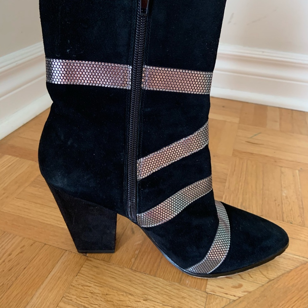 Suede booties - Picture 3 of 4